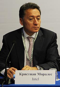 Вице-президент и генеральный менеджер корпорации Intel по операциям в регионе EMEA Кристиан Моралес