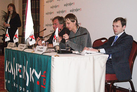 Андрей Никишин, Александр Гостев и Евгений Касперский отвечают на вопросы журналистов