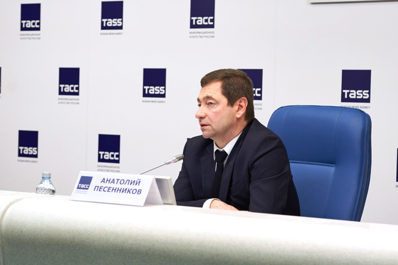 Анатолий Песенников, директор головного отделения Сбербанка в Санкт-Петербурге