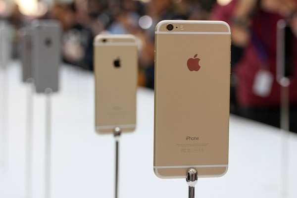 Достаточная стоимость: цены на iPhone в России снизились на 10%