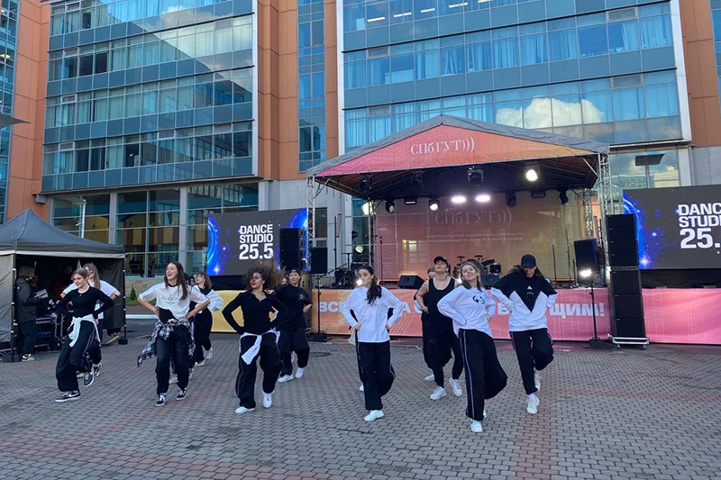 Команда Black Chilli Pepper Dance Crew от Dance Studio 25.5