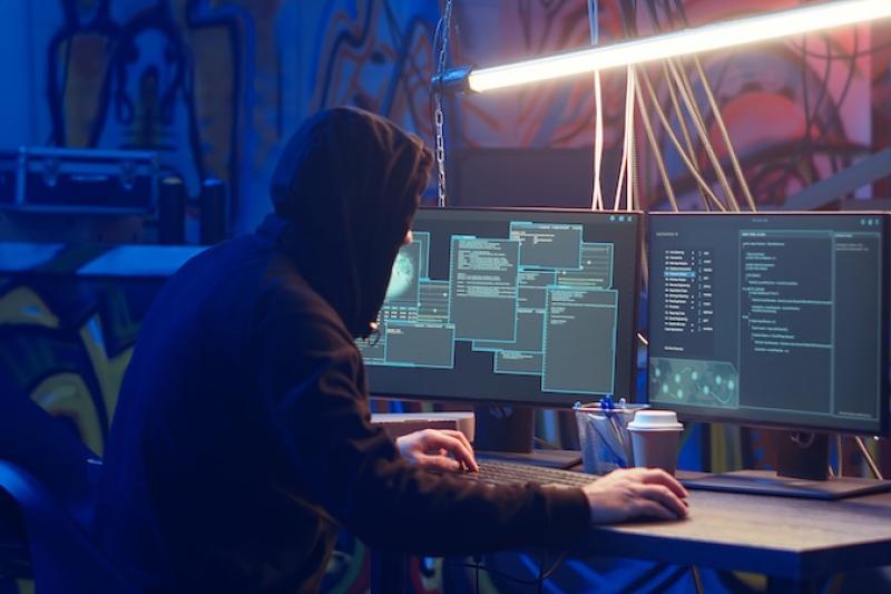 Северо-Запад вошел в пятерку самых атакуемых федеральных округов страны