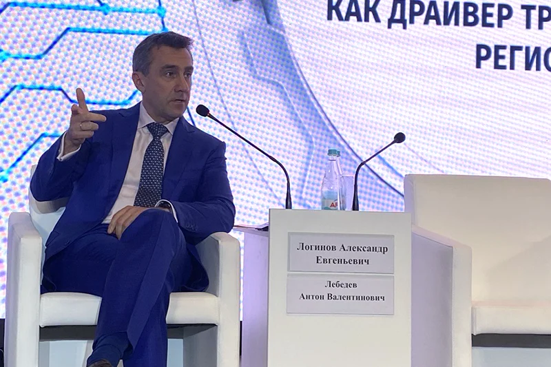 Вице-президент – директор макрорегионального филиала «Северо-Запад» ПАО «Ростелеком» Александр Логинов Вице-президент – директор макрорегионального филиала «Северо-Запад» ПАО «Ростелеком» Александр Логинов