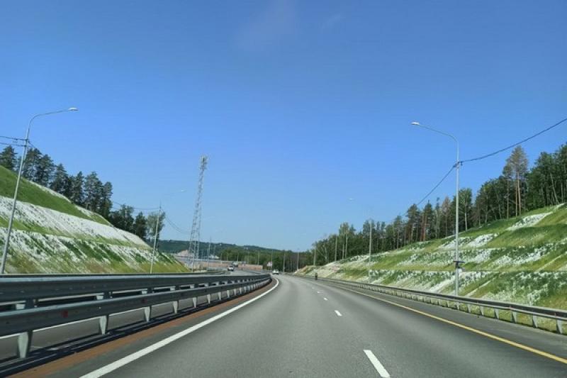 МегаФон первым разместил базовую станцию в полосе отвода федеральной трассы