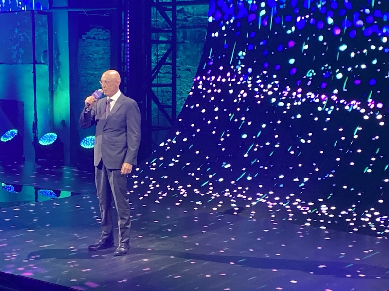 Заместитель президента — председатель правления «Ростелекома» Валерий Ермаков Заместитель президента — председатель правления «Ростелекома» Валерий Ермаков