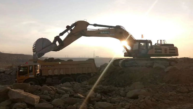 Почему большие экскаваторы необходимы для современных горнодобывающих проектов