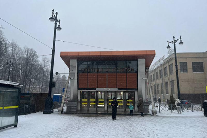 Т2 заняла первое место по успешности загрузки в питерской подземке