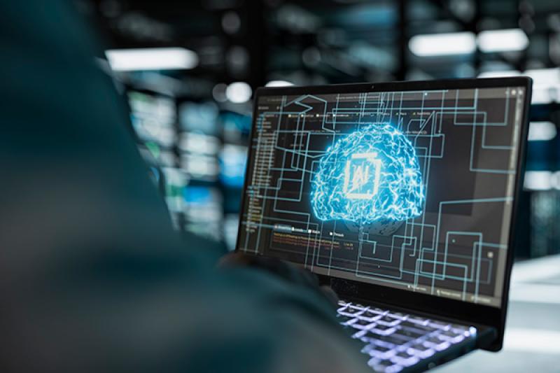 Selectel представил первого в России ИИ-агента, встроенного в серверную ОС