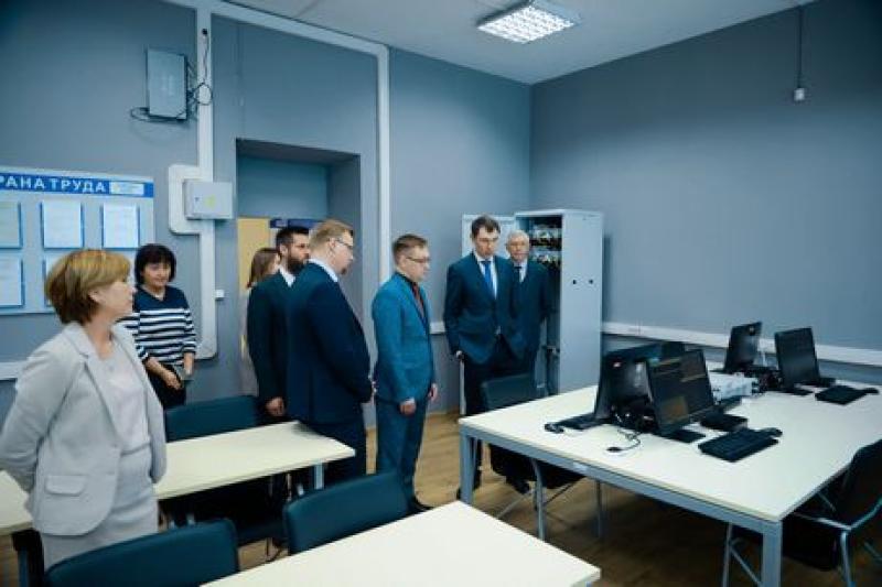От лекций к практике: МегаФон открыл лабораторию сетевых технологий в ПГУТИ