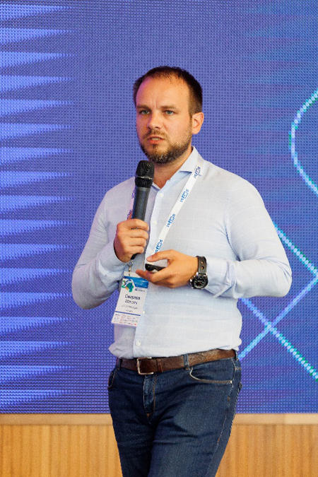 Заместитель генерального директора в IVA Technologies Максим Смирнов